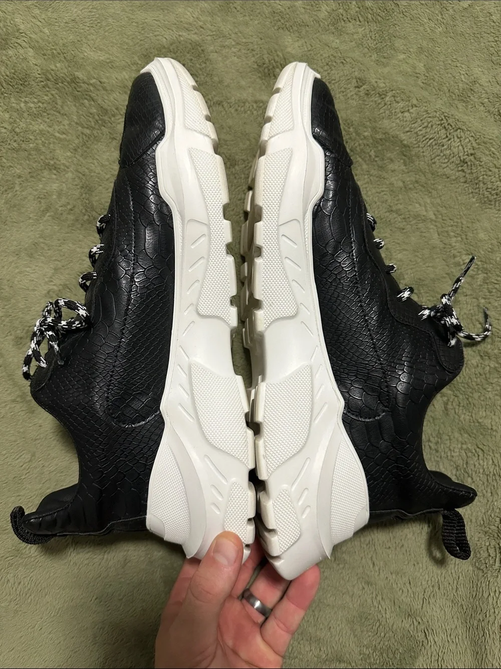John Geiger 001 Men's Black Sneakers Chunky Sole Size 12